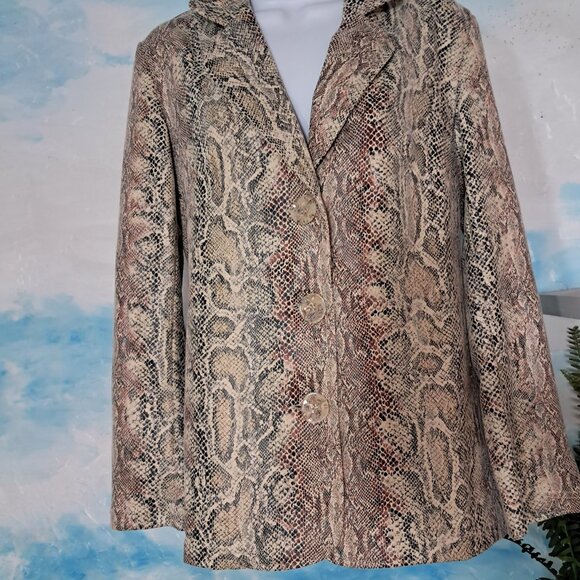 Ethyl size XS snake skin pattern blouse, NEW WITH TAGS - Picture 2 of 5